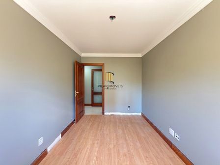 Apartamento com 3 dormitórios á venda no Bairro Tristeza.