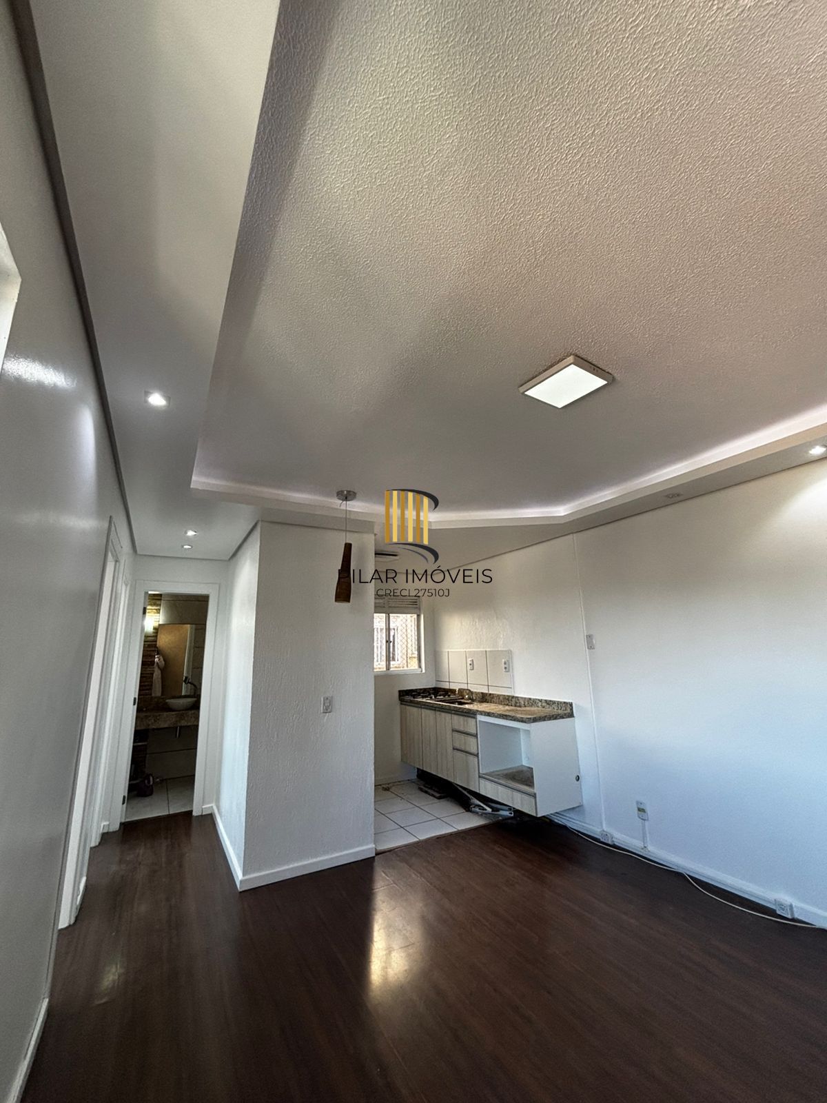 Apartamento 2dorm, sala/cozinha, banheiro. Aceita venda assistida!