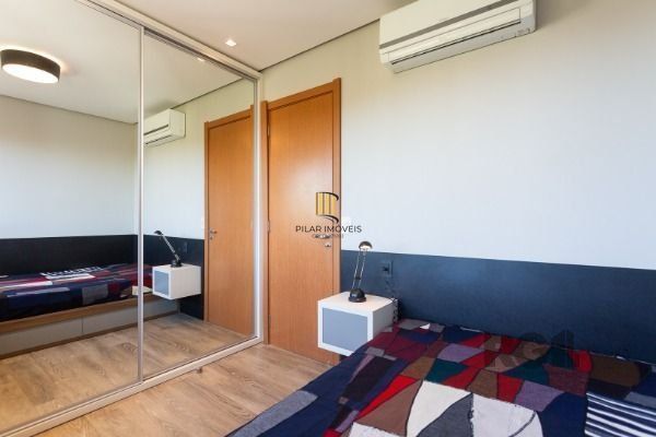 Apartamento em Porto Alegre, no bairro Cavalhada, com 3 dormitório(s), e 3 banhe