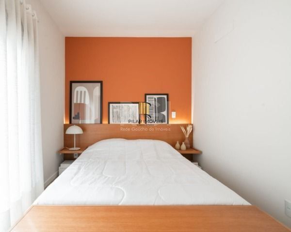 Cobertura para Venda - 150.32m², 2 dormitórios, sendo 1 suites, 2 vagas - Triste