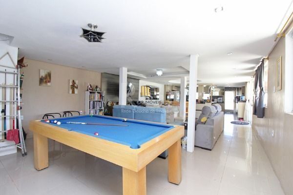 Casa para Venda - 220m², 4 dormitórios, sendo 2 suites, 5 vagas - Vila Nova