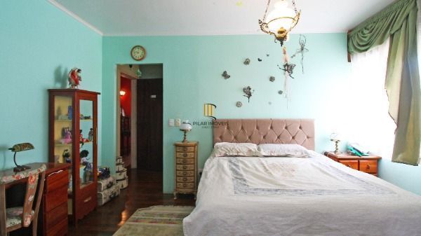 Cobertura em Porto Alegre, no bairro Petrópolis, com 3 dormitório(s), e 3 banhei