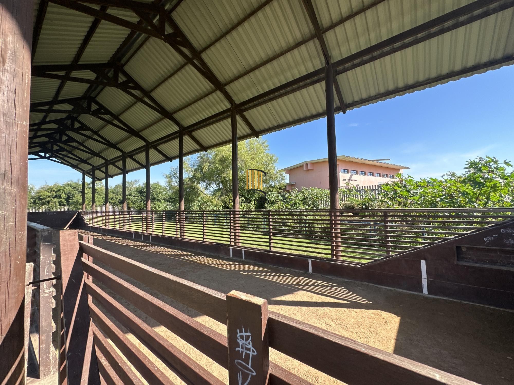 Casa Residencial com 3 dormitórios à Venda na Hípica.
