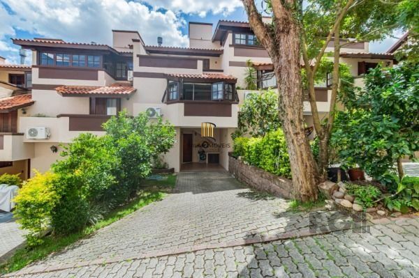 Casa Condominio em Porto Alegre, no bairro Vila Conceição, com 3 dormitório(s),  - Pilar Imóveis