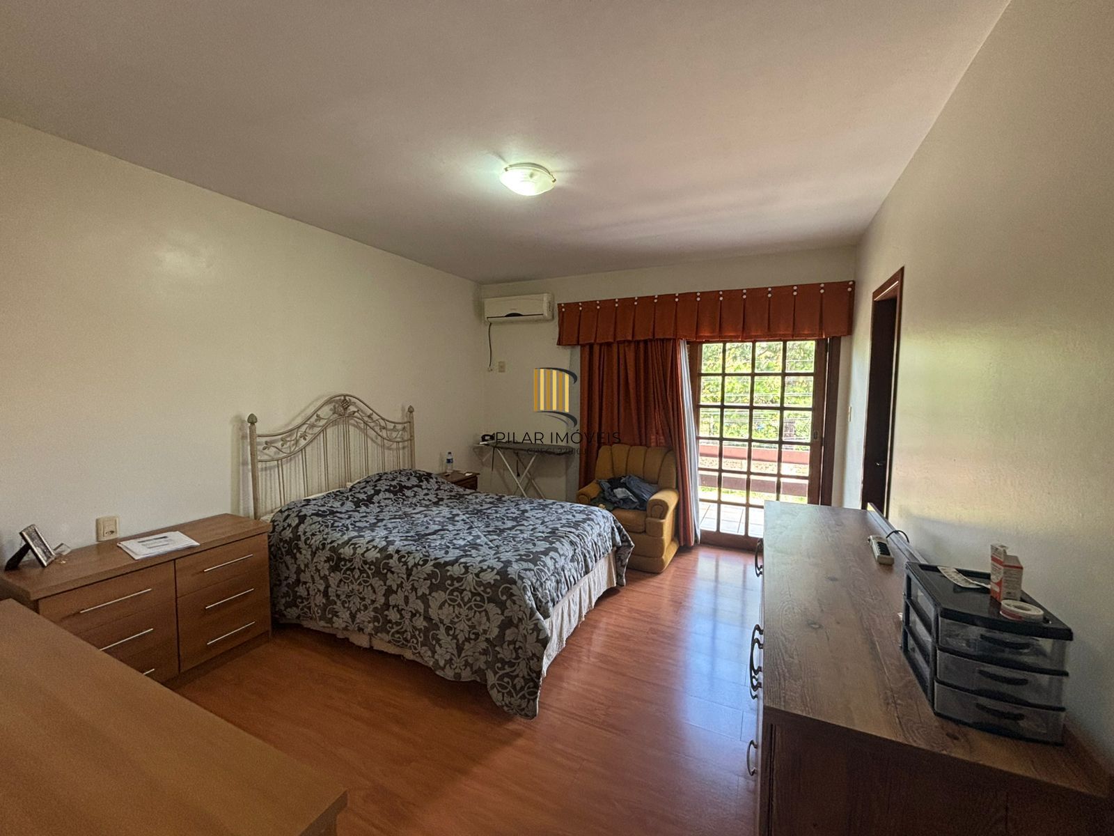 Casa 3 dormitórios no bairro Ipanema