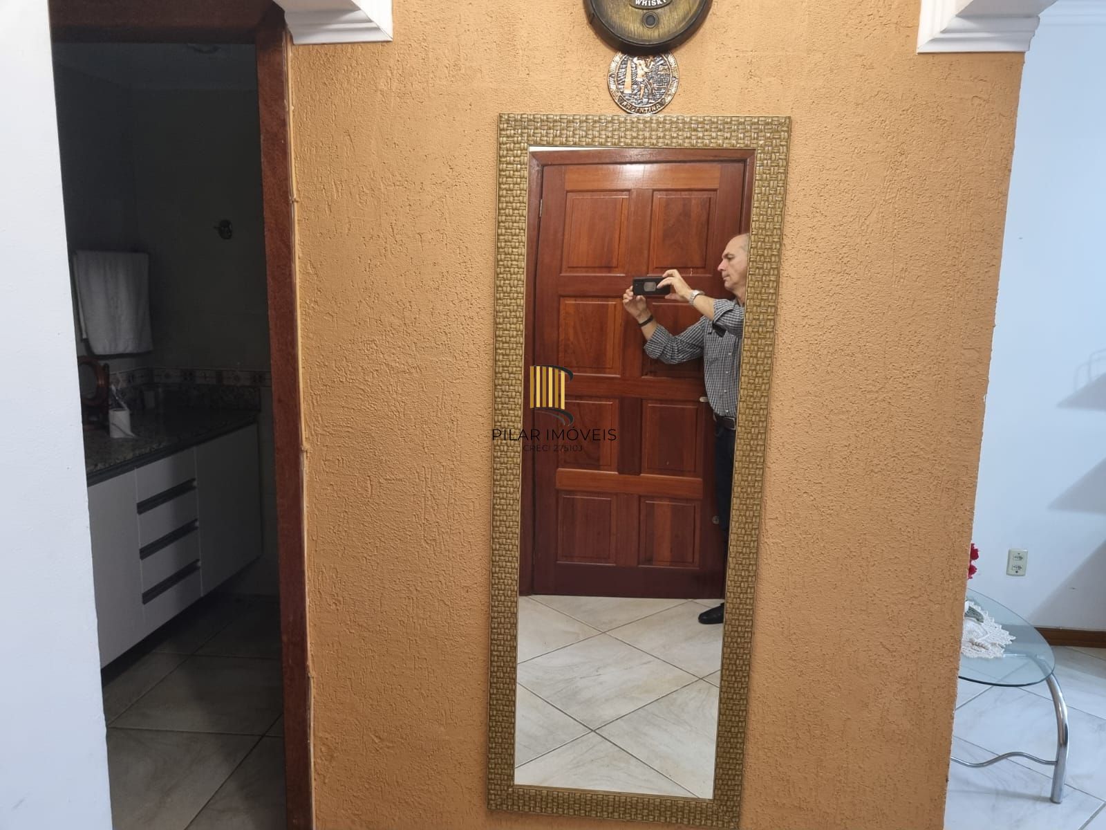 Apartamento em Porto Alegre, no bairro Tristeza, com 2 dormitório(s), e 2 banhei