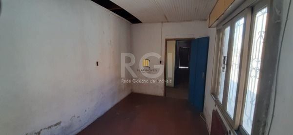 Casa para Venda - 170m², 2 dormitórios, 6 vagas - Sarandi