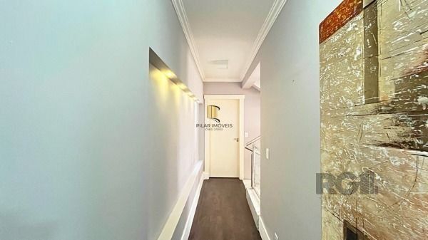 Casa em Porto Alegre, no bairro Aberta dos Morros, com 3 dormitório(s), e 3 banh