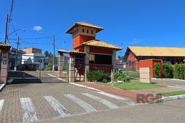 Casa Condominio em Porto Alegre, no bairro Hípica, com 3 dormitório(s), e 3 banh