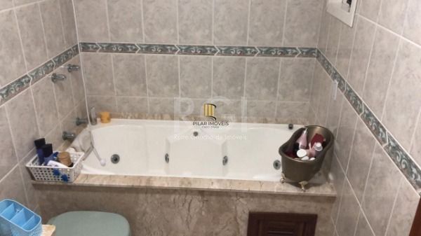 Casa para Venda - 231.52m², 3 dormitórios, sendo 1 suites, 2 vagas - Imperial Pa