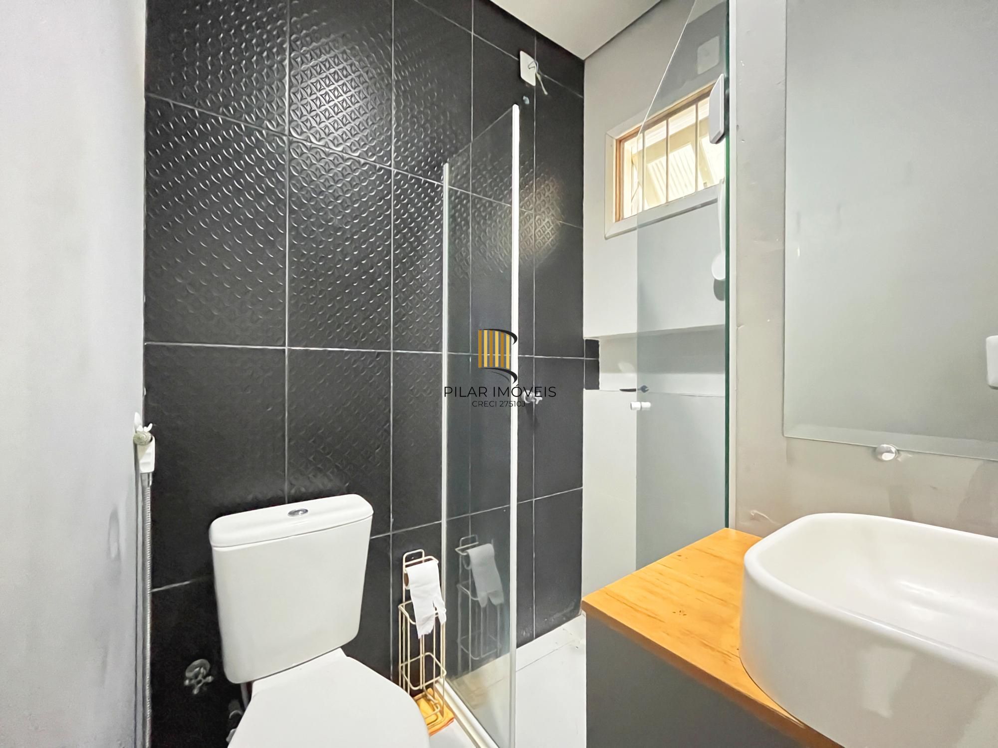 Casa para Venda - 70m², 2 dormitórios, 2 vagas - Hípica