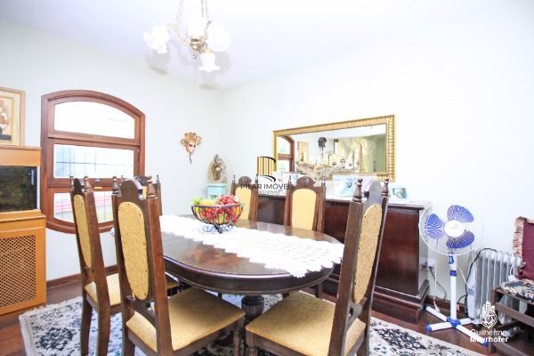 Casa para Venda - 200m², 3 dormitórios, sendo 1 suites, 4 vagas - Ipanema