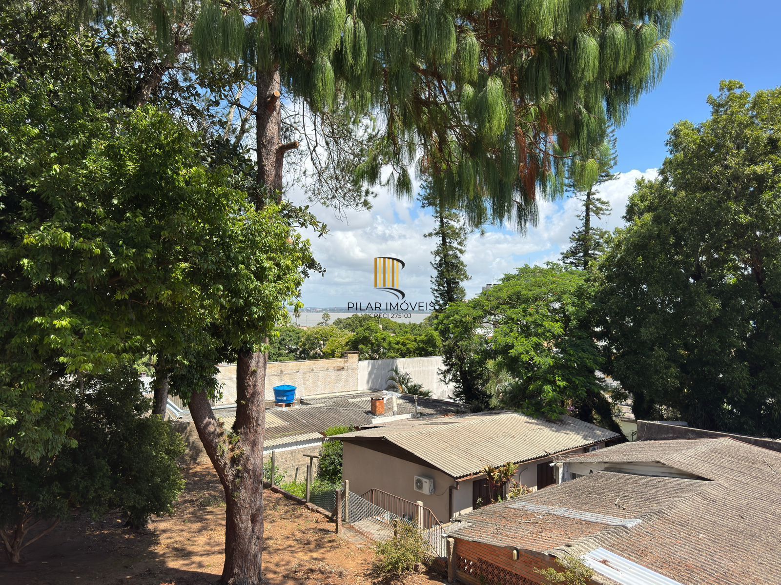 Tristeza -Imóvel único- Terreno 3658 m² privativos, casa 500m², 5d, reformada