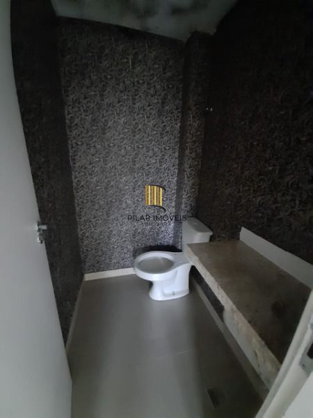 Casa Condominio em Porto Alegre, no bairro Ipanema, com 3 dormitório(s), e 3 ban