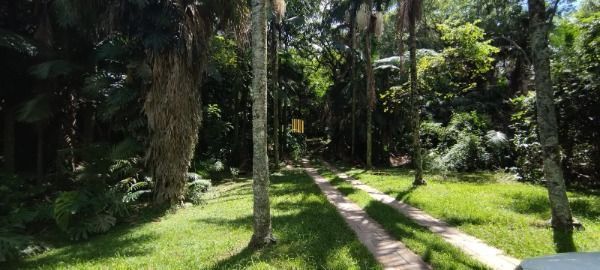 Terreno 51,80 x 150 em Porto Alegre, no bairro Pedra Redonda, à venda.