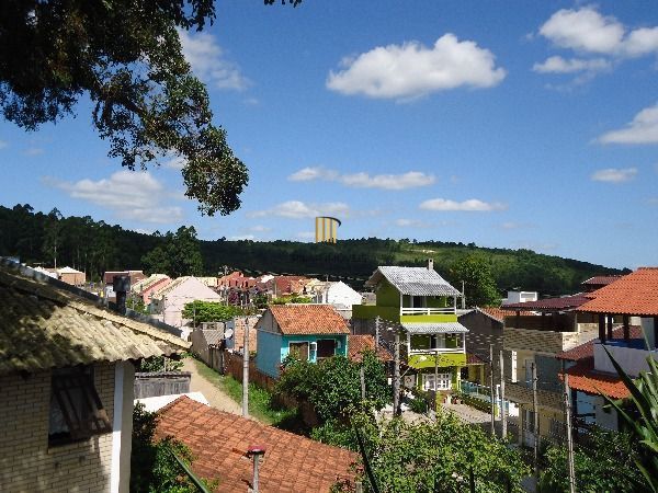 Casa Condominio para Venda - 235m², 3 dormitórios, sendo 1 suites, 2 vagas - Gua