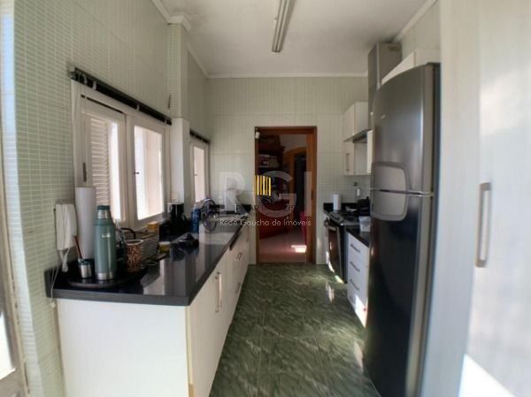 Casa para Venda - 333m², 3 dormitórios, sendo 1 suites, 4 vagas - Ipanema