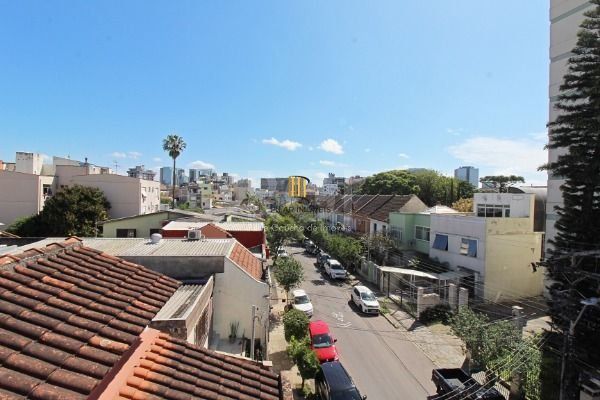 Casa para Venda - 154m², 2 dormitórios, sendo 1 suites, 2 vagas - Cidade Baixa