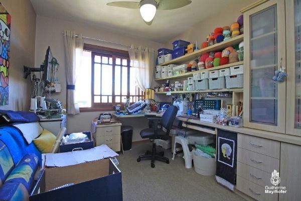 Casa para Venda - 205m², 3 dormitórios, sendo 1 suites, 2 vagas - Altos Do Ipê