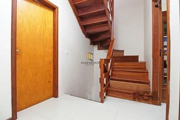 Casa Condomínio em Porto Alegre, no bairro Tristeza, com 3 dormitório(s), à vend