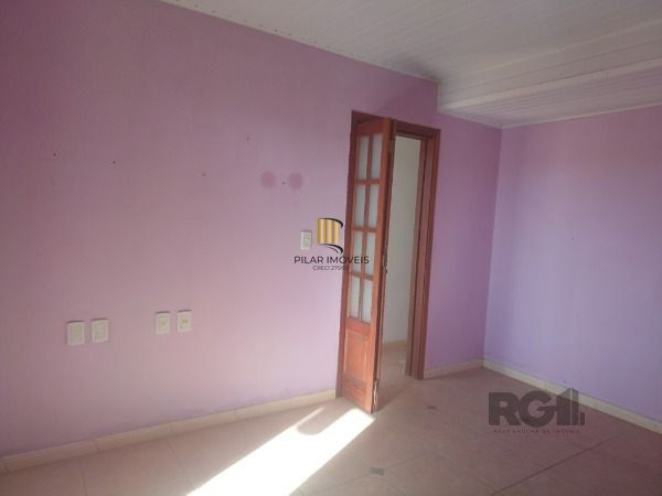 Casa em Porto Alegre, no bairro Restinga, com 4 dormitório(s), e 4 banheiros, à 