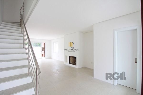 Casa em Porto Alegre, no bairro Vila Conceição, com 3 dormitório(s), à venda.