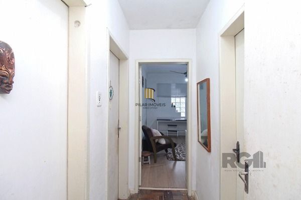 Casa em Porto Alegre, no bairro Cavalhada, com 4 dormitório(s), e 4 banheiros, à