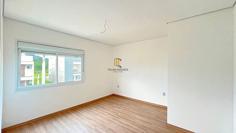 Casa Condominio em Porto Alegre, no bairro Campo Novo, com 3 dormitório(s), e 3 