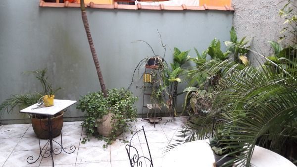 Sobrado para Venda - 240.43m², 3 dormitórios, sendo 1 suites, 2 vagas - Ipanema