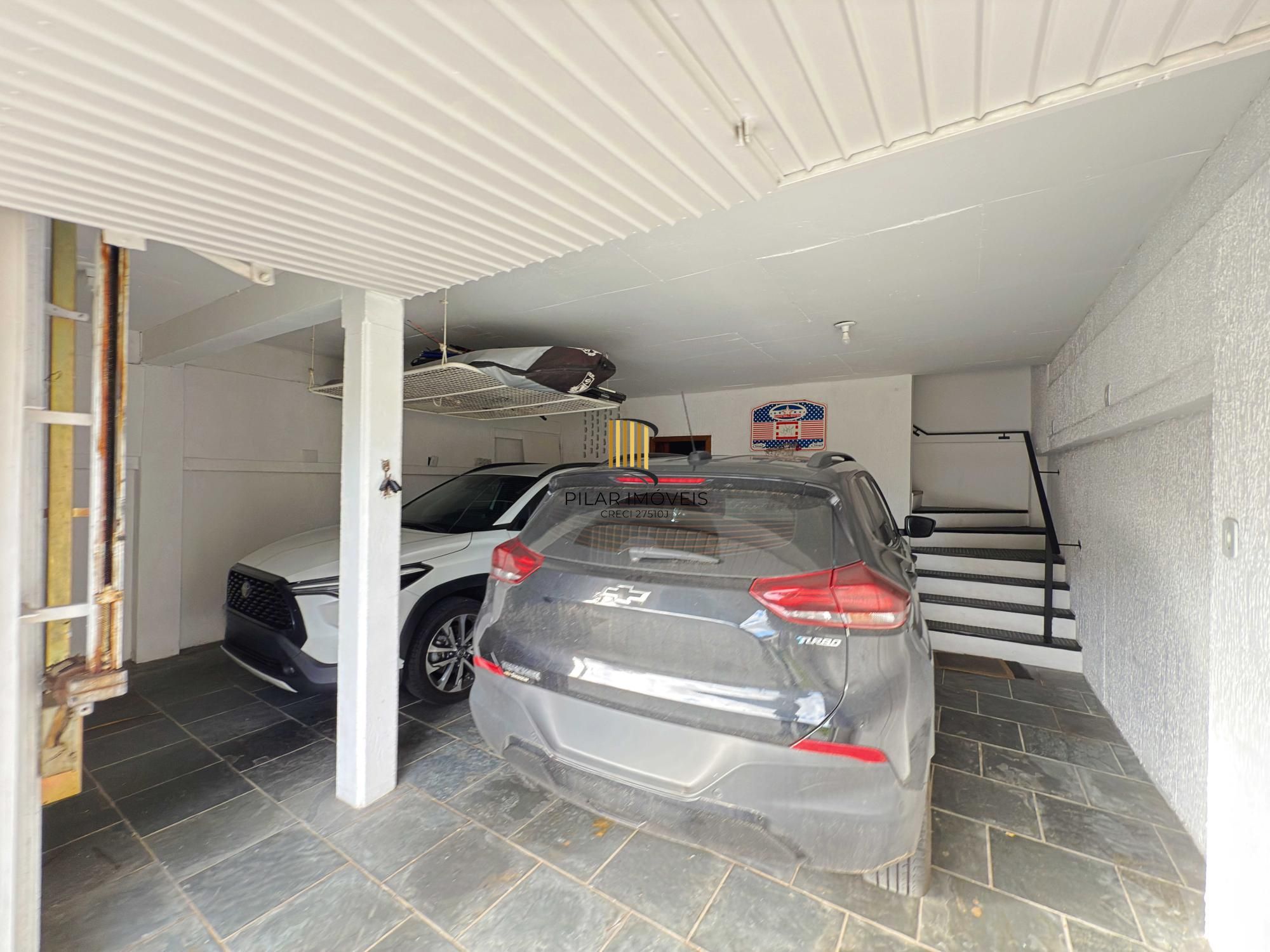 Casa 3 dormitórios no bairro Ipanema