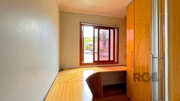 Apartamento em Porto Alegre, no bairro Santa Tereza, com 3 dormitório(s),