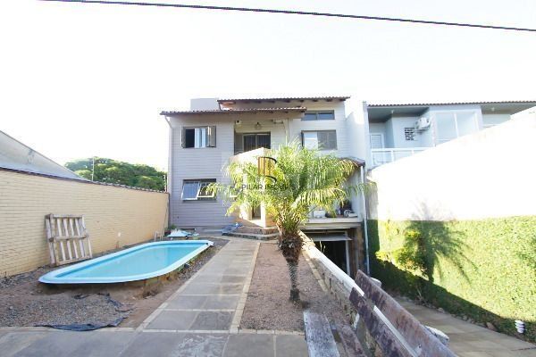 Casa para Venda - 300m², 2 dormitórios, sendo 1 suites, 8 vagas - Nonoai