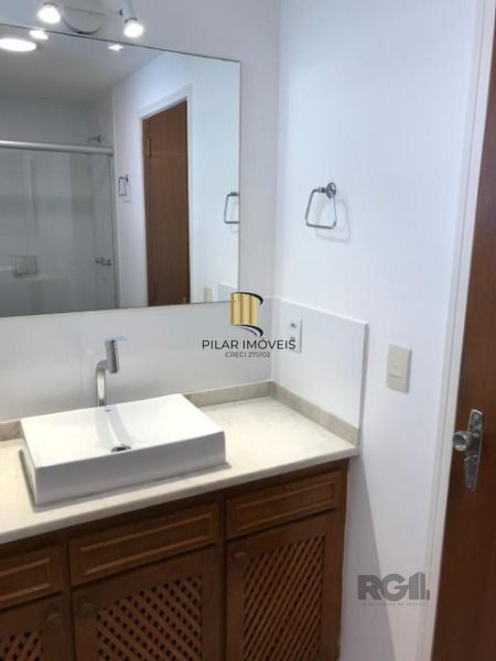 Apartamento em Porto Alegre, no bairro Higienópolis, à venda.