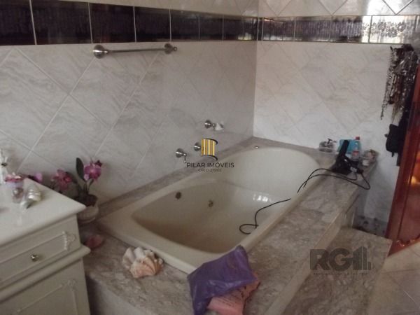 Casa para Venda - 320m², 4 dormitórios, sendo 1 suites, Vila Nova