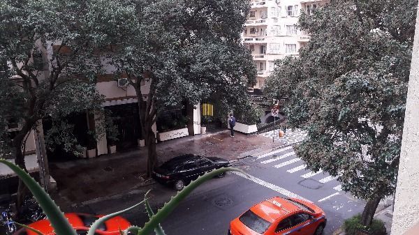 Apartamento para Venda - 202m², 3 dormitórios, sendo 1 suites, 1 vaga - Centro H