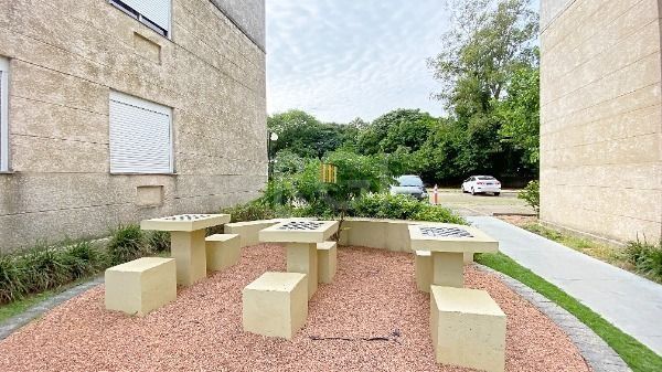 Apartamento em Porto Alegre, no bairro Cavalhada, com 2 dormitório(s), e 2 banhe