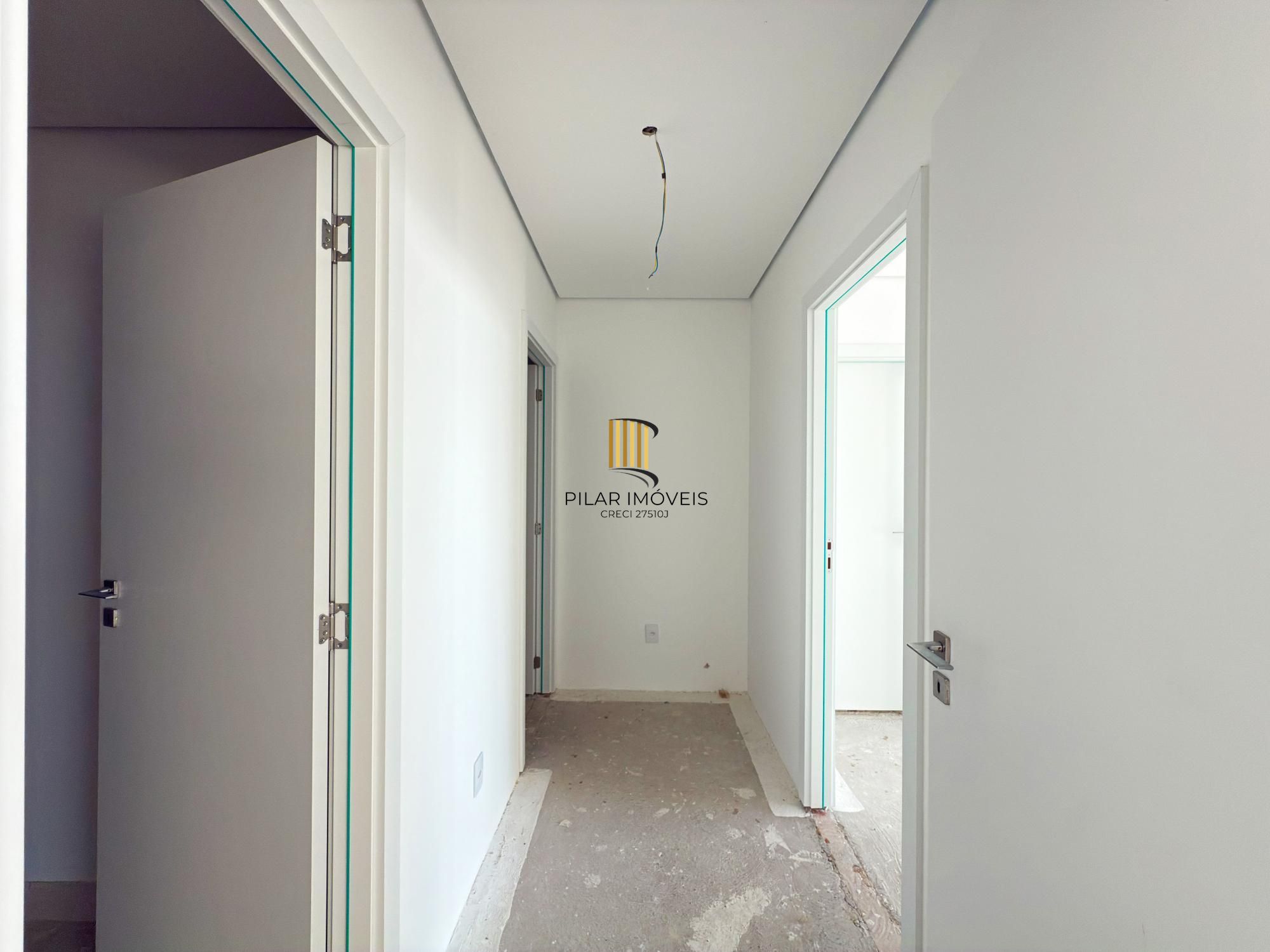 Belíssimo apartamento com projeto diferenciado e vista deslumbrante para o pôr do sol.