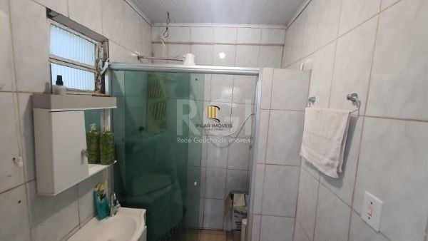 Casa para Venda - 220m², 4 dormitórios, 3 vagas - Restinga