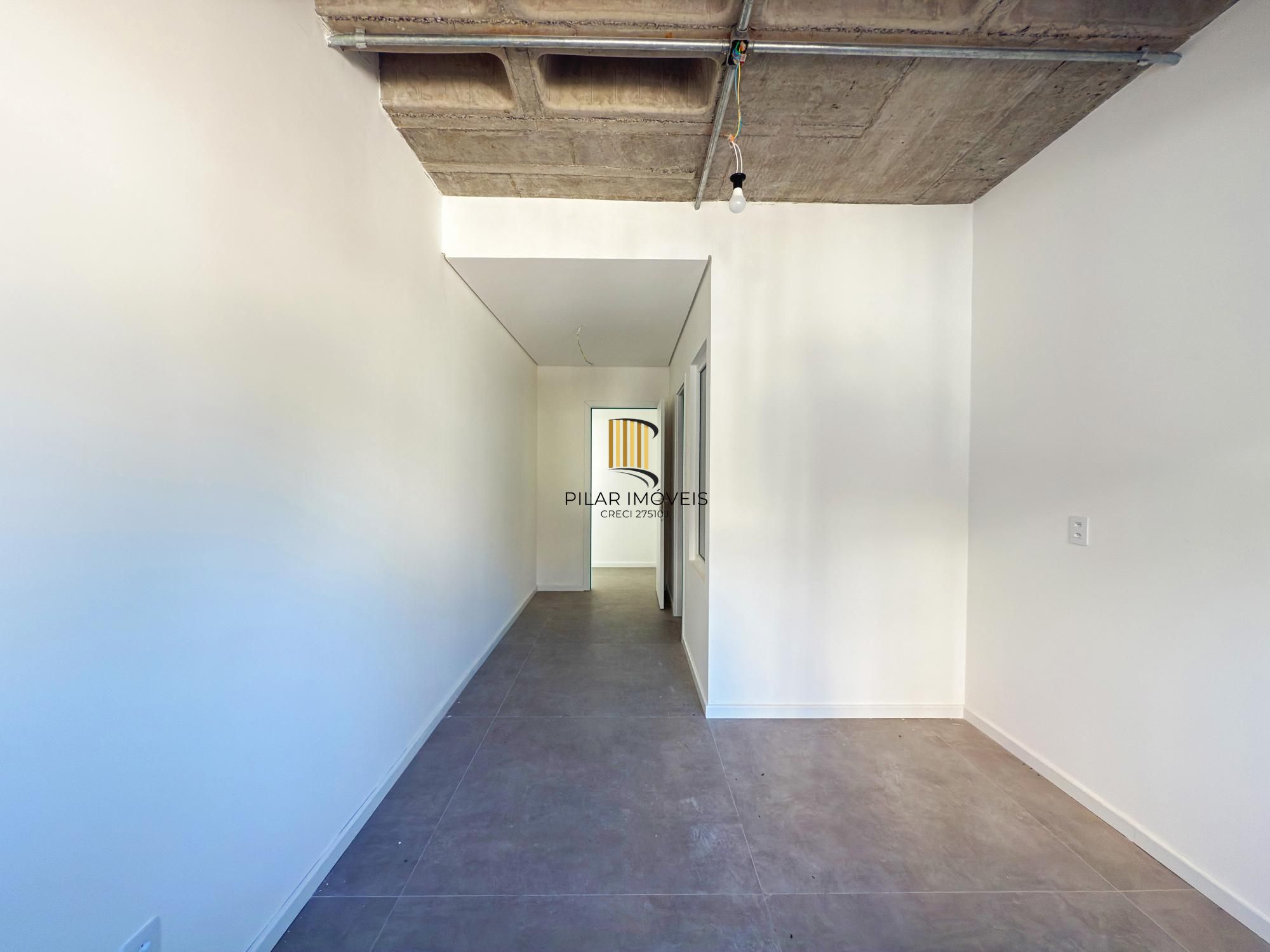 Belíssimo apartamento com 230,6m2, 3 suítes e 4 vagas de garagem. Projeto diferenciado e vista deslumbrante para o pôr do sol do Guaíba.