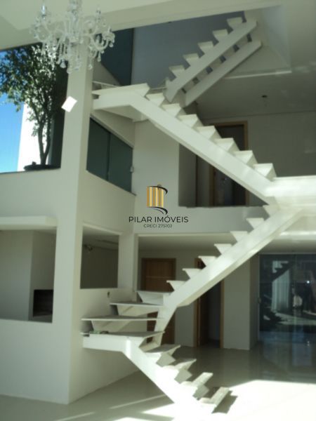 Casa para Venda - 160m², 3 dormitórios, sendo 1 suites, 2 vagas - Lagos De Nova 