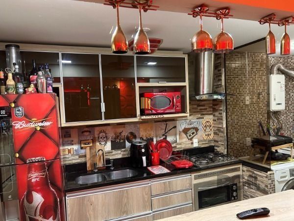 Apartamento com 3 dormitórios sendo 1 súite 1 vaga no Bairro Cavalhada