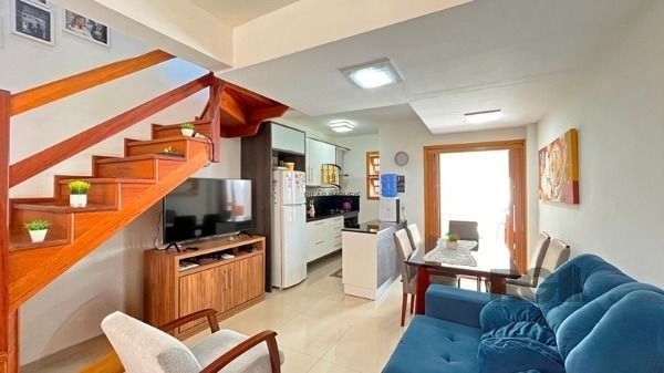 Casa Condominio em Porto Alegre, no bairro Tristeza, com 3 dormitório(s), e 3 ba