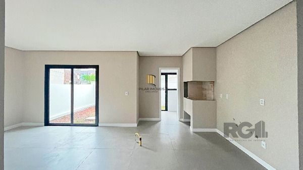 Casa Condominio em Porto Alegre, no bairro Hípica, com 3 dormitório(s), e 3 banh