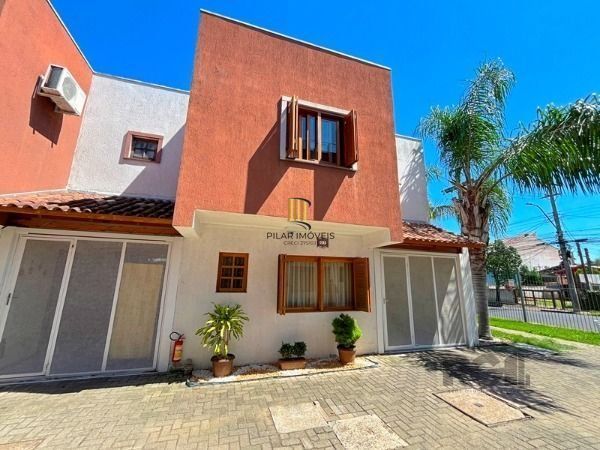 Casa Condominio em Porto Alegre, no bairro Tristeza, com 3 dormitório(s), e 3 ba