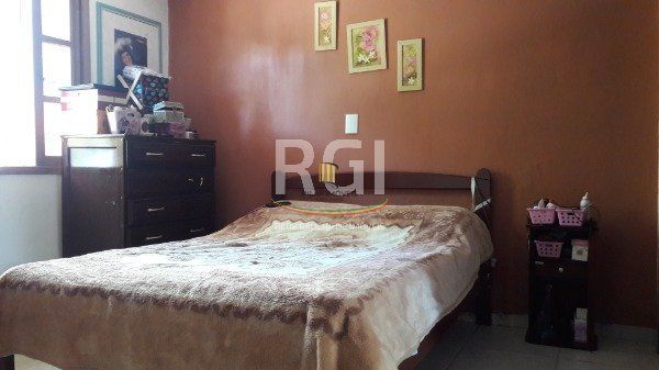 Casa para Venda - 120m², 3 dormitórios, sendo 1 suites, 2 vagas - Hípica