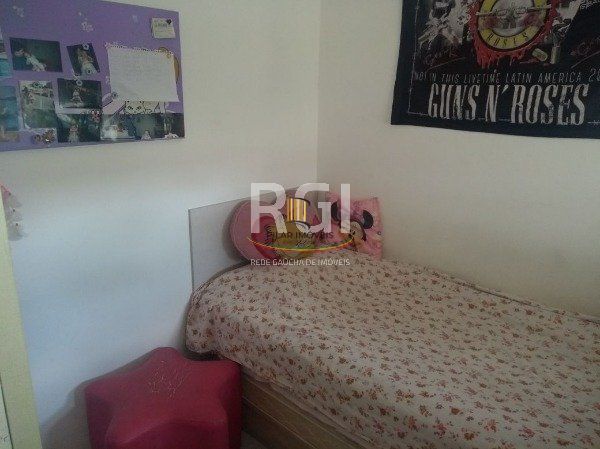 Apartamento em Porto Alegre, no bairro Sarandi, com 3 dormitório(s), e 3 banheir