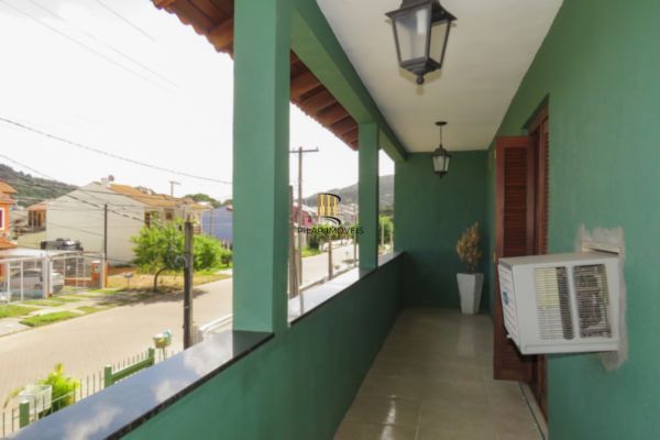 Casa para Venda - 283.6m², 4 dormitórios, sendo 2 suites, 1 vaga - Aberta dos Mo