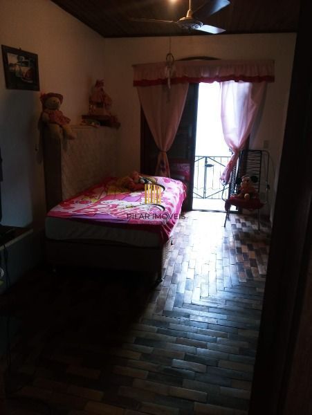 Casa para Venda - 110m², 4 dormitórios, sendo 1 suites, 1 vaga - Teresópolis