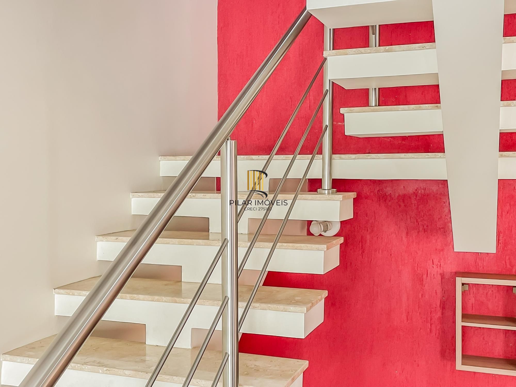 Casa 3 dormitórios no bairro Cristal