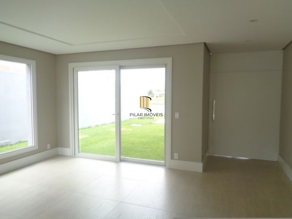 Casa no TerraVille com 3 dormitórios sendo 2 suítes.